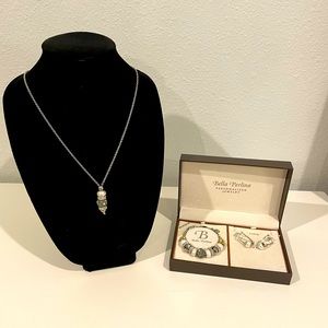 Bella Perlina Jewelry Set!!
